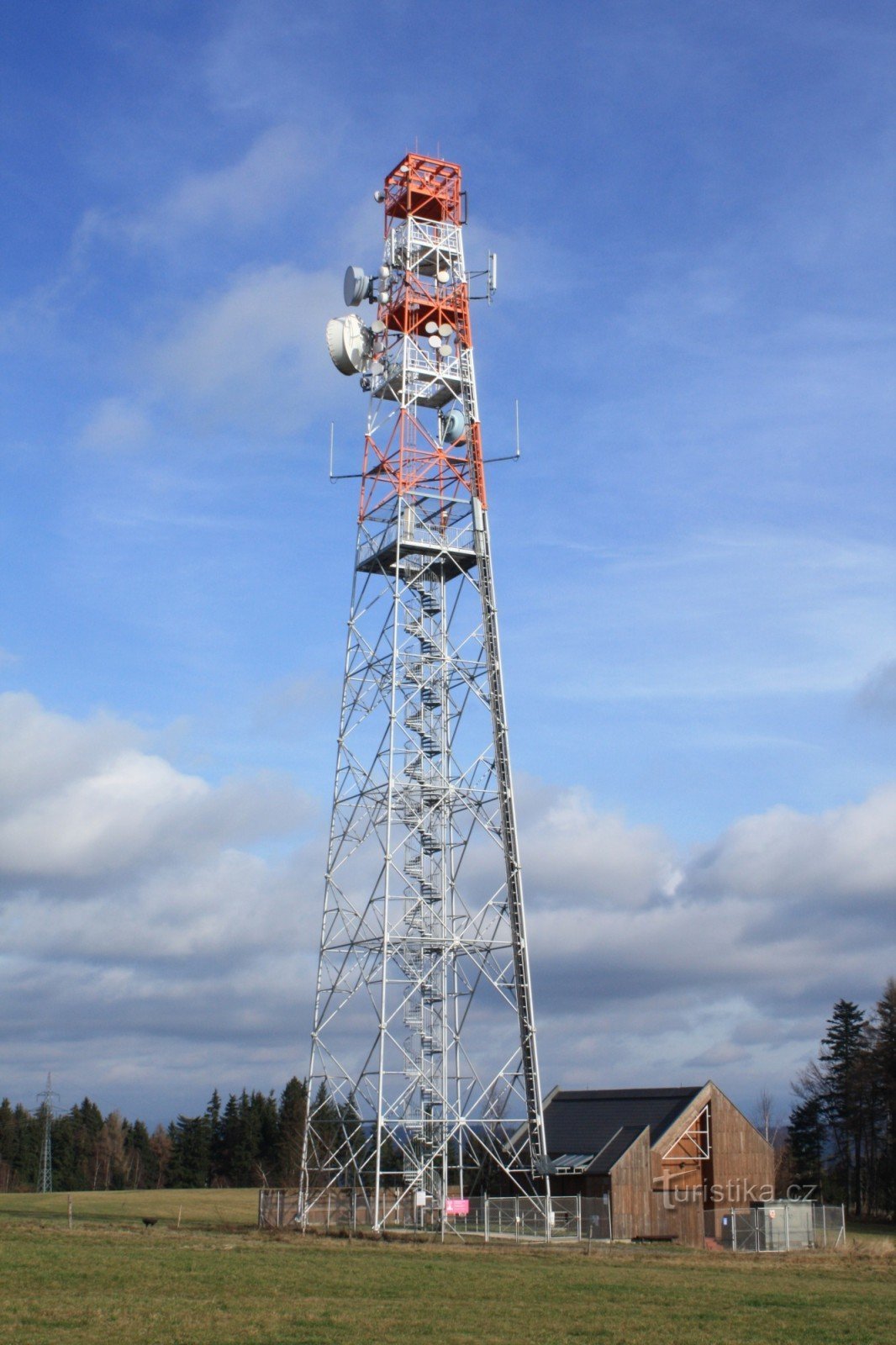 Colina Kozlovský - torre de observação