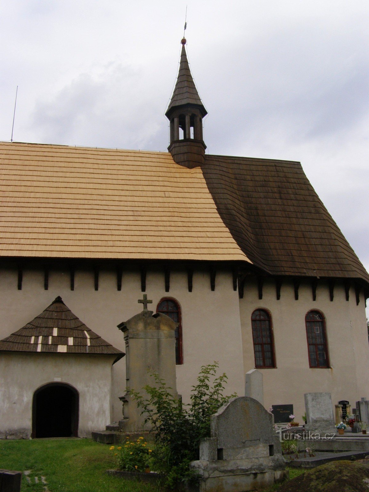 Kozojedy - igreja de madeira de St. Venceslau