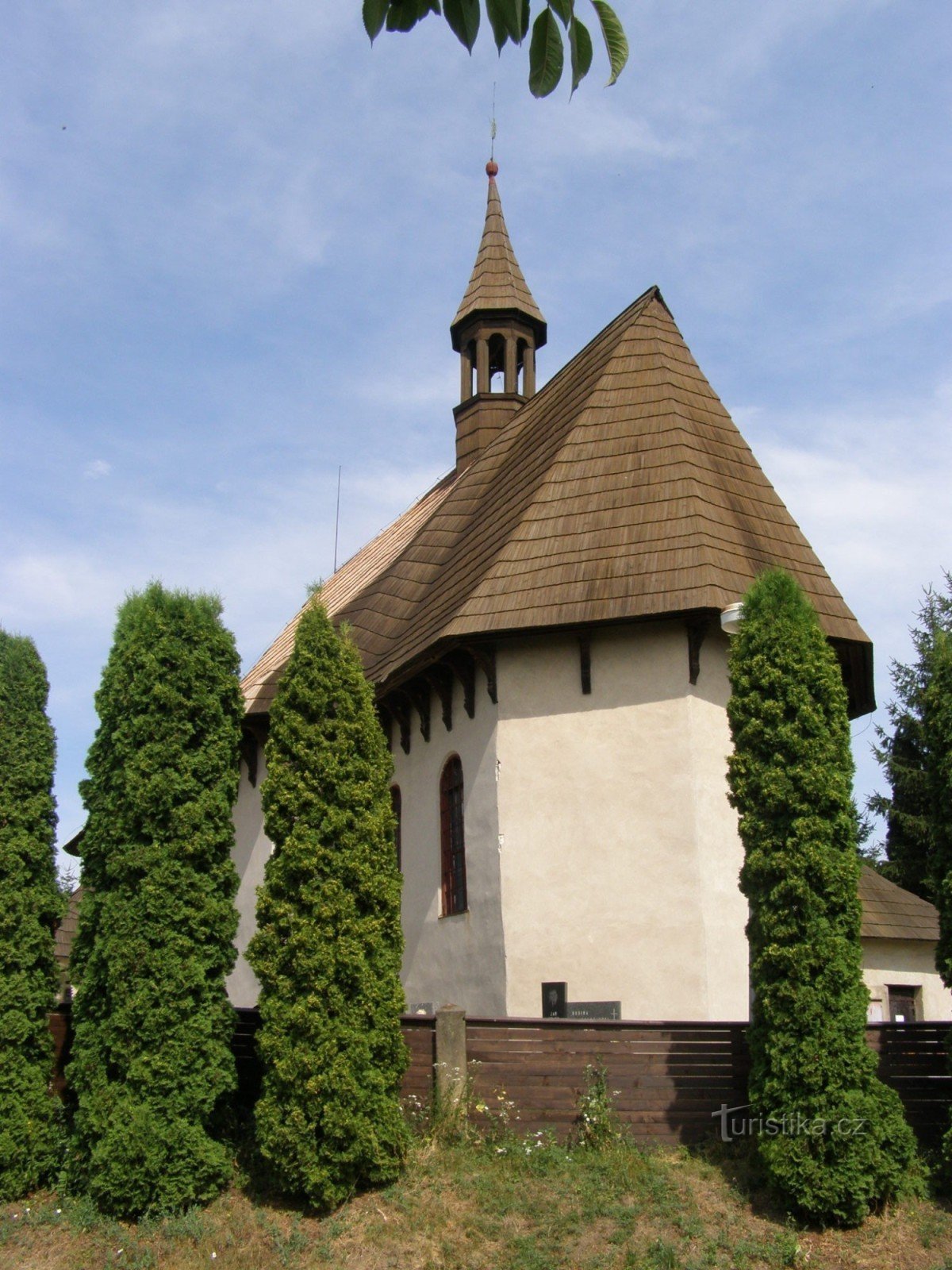 Kozojedy - igreja de madeira de St. Venceslau