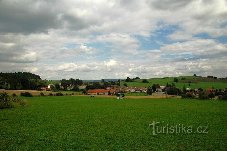 Krahulčí: Udsigt fra det lokale reservoir