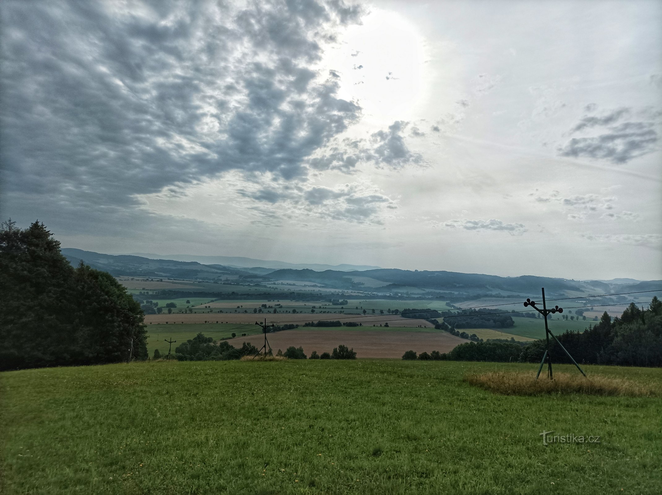 Králická brázda z terenu narciarskiego Heroltice.