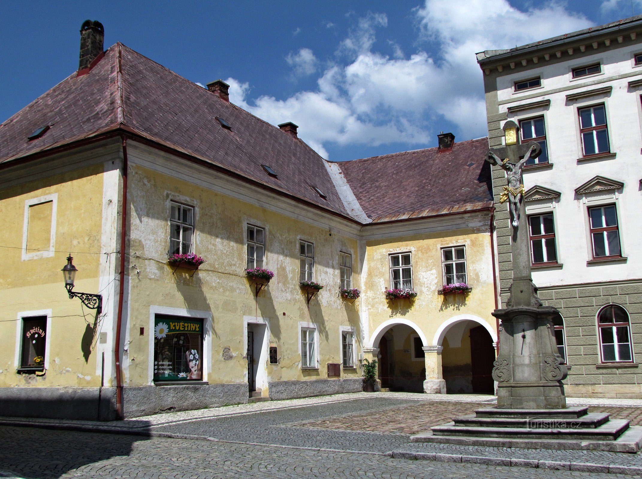 LAPINS 2014 - 1. Une promenade à travers la ville et un voyage à la Montagne Sainte