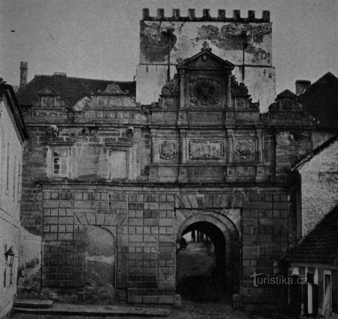 Královéhradecká Prag-porten kort før dens nedrivning