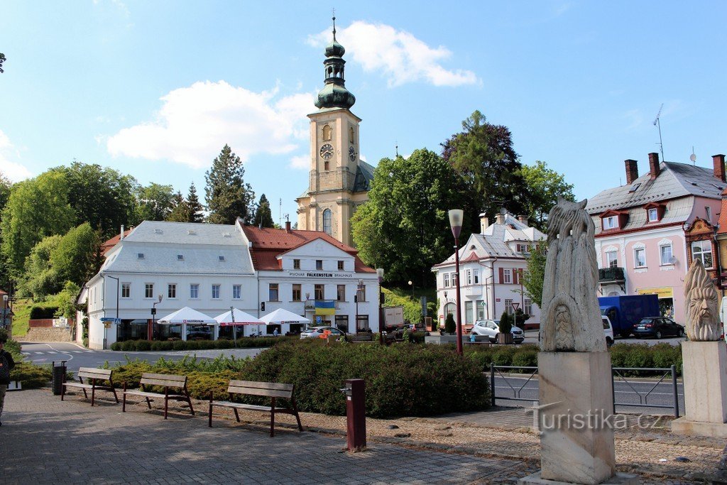 Krásná Lípa, west side of the square