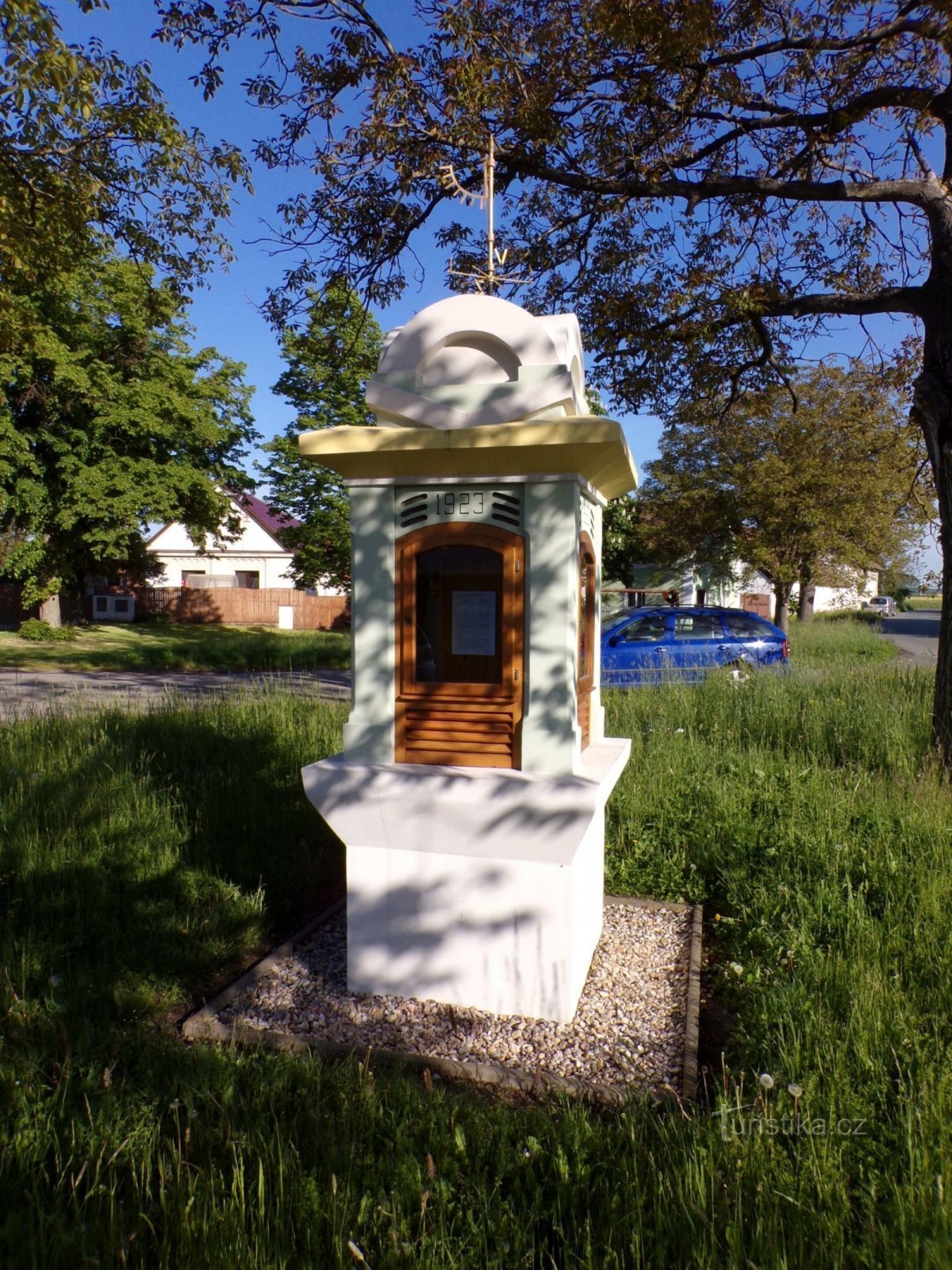 Colonna meteorologica splendidamente restaurata (Vlčkovice, 1.6.2021)