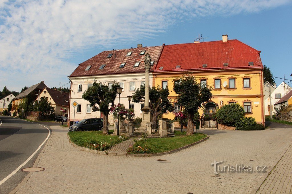 Krásno, náměstí Nejsvětější Trojice