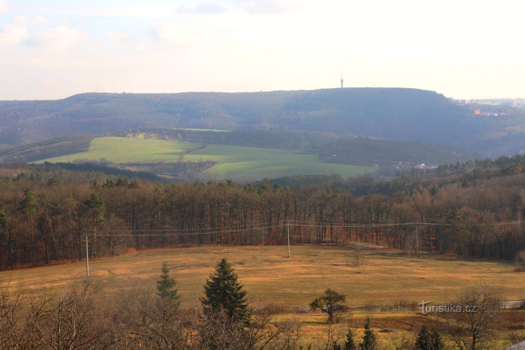 Hády karst plateau fra den øvre del af Bílovice nad Svitavou