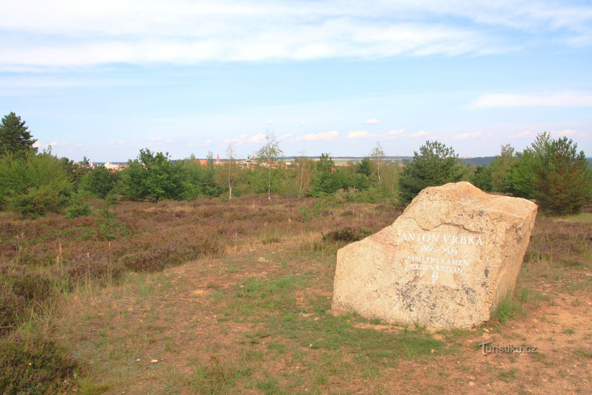 Kraví hora - monument till Anton Vrbka