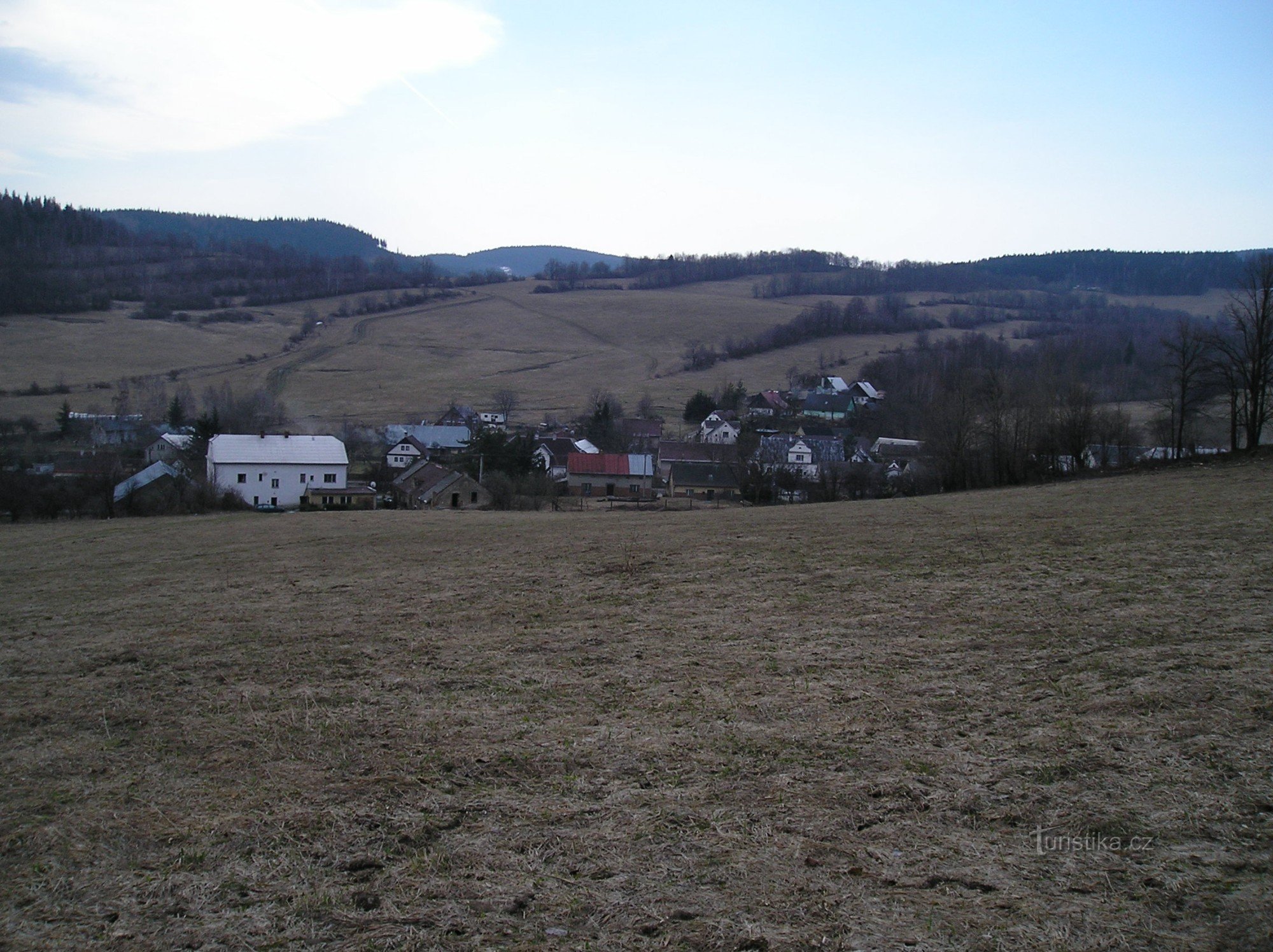 Montanha de vacas de Gênova, primavera