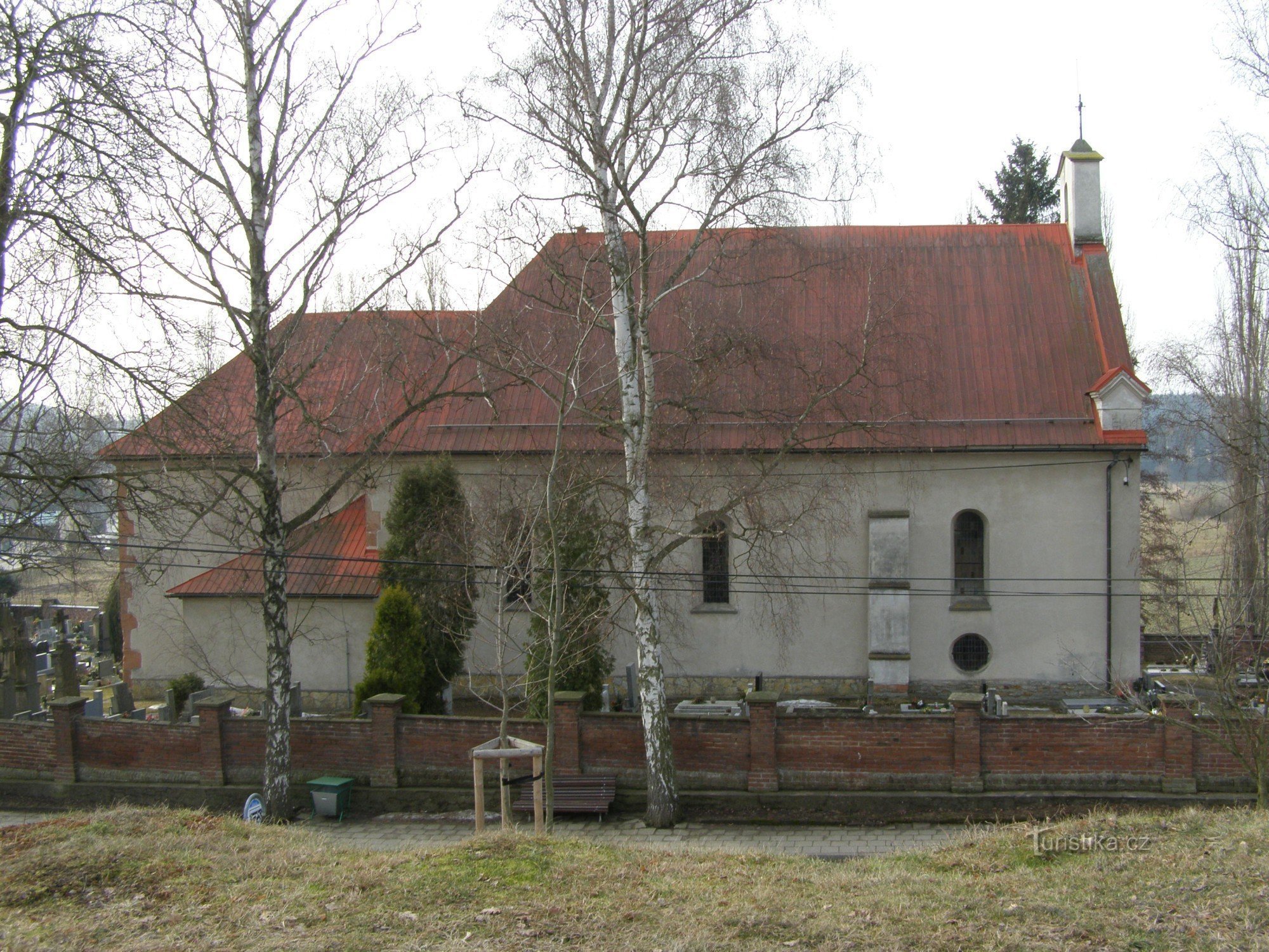 Krčín - iglesia de St. Espíritu