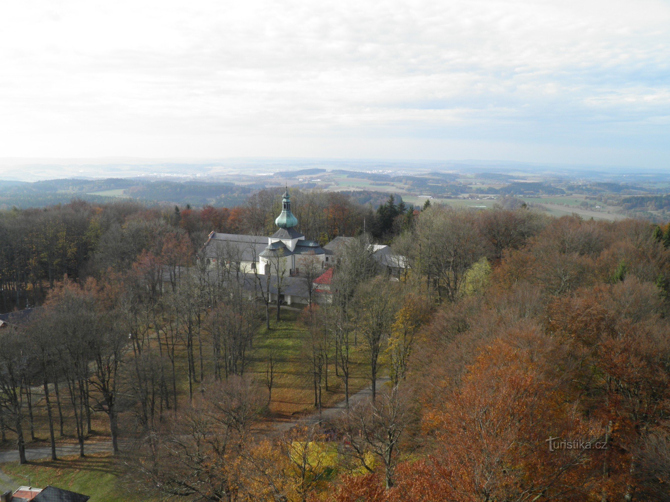 Un silex avec une tour d'observation Pípalka.