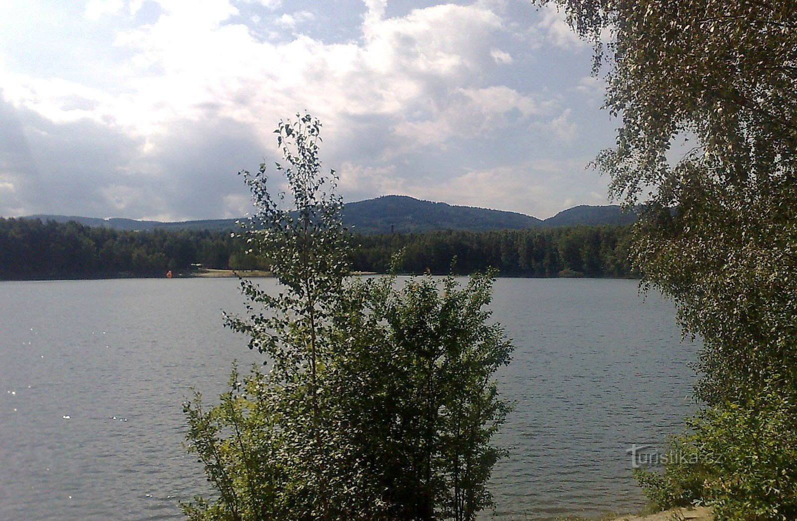 Kristýna - lago y zona de recreo