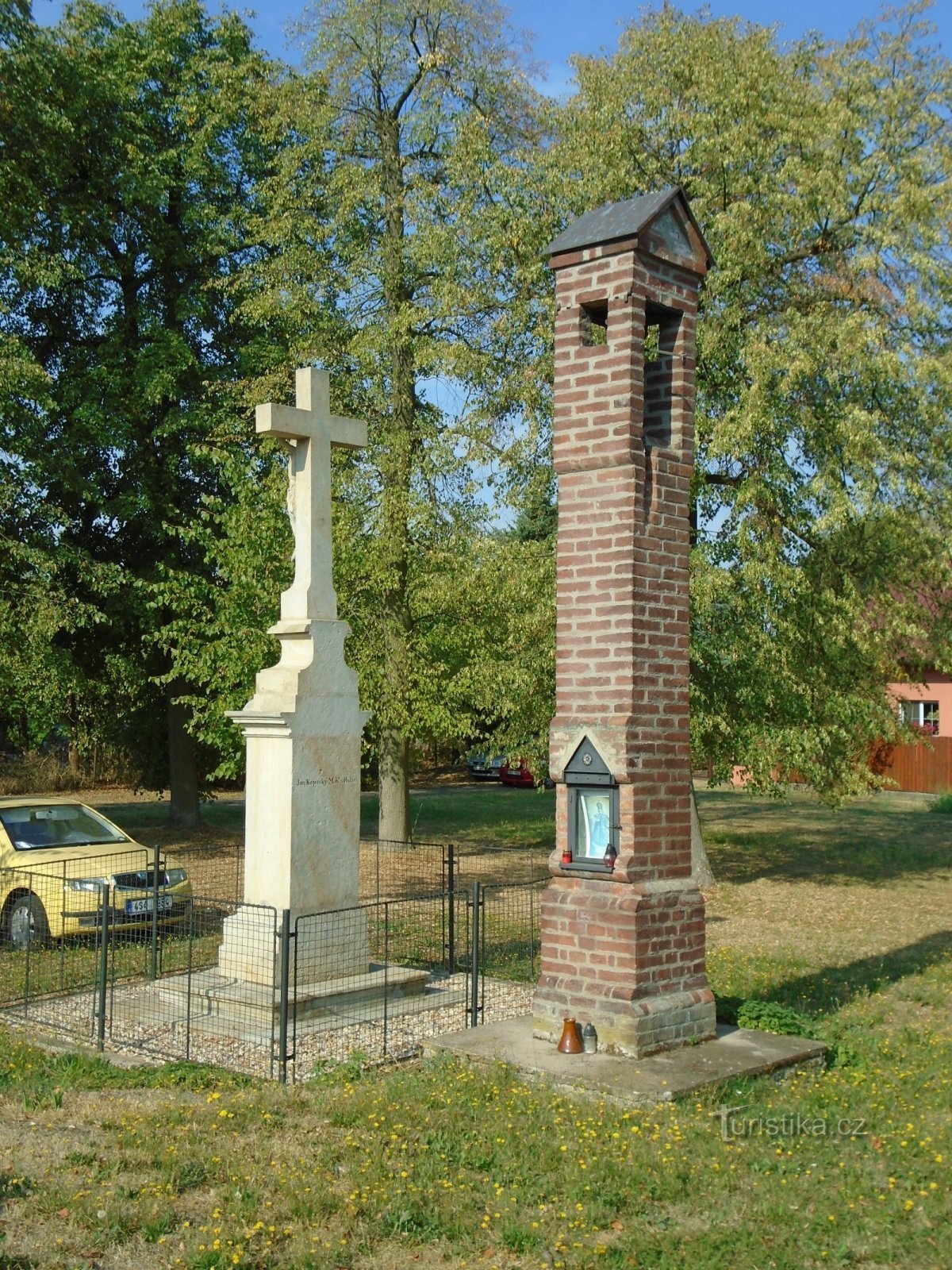 Cruz y campanario (Trnava, 19.8.2018 de agosto de XNUMX)