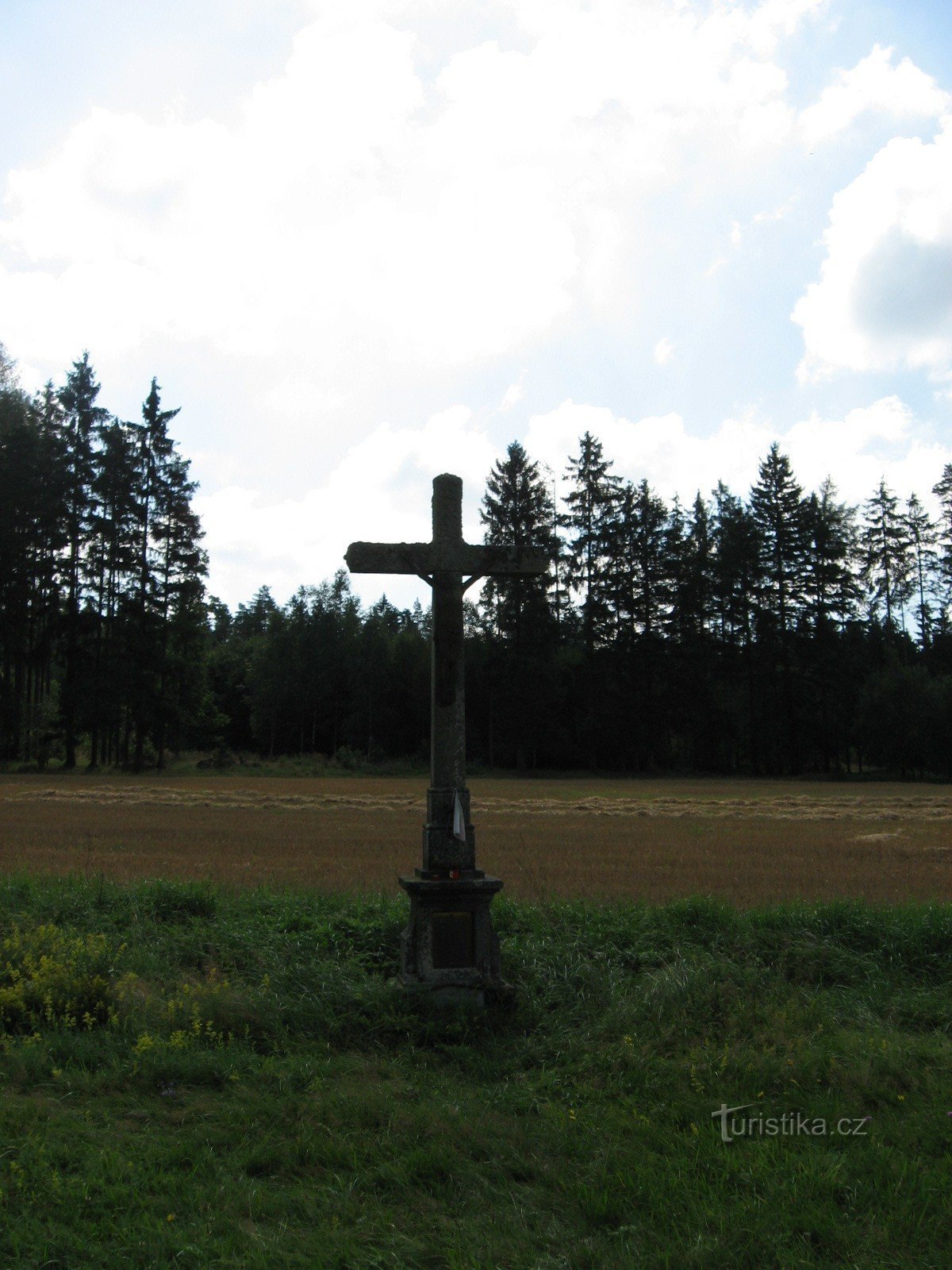 Cruz de soldados franceses cerca de Nová Včelnica