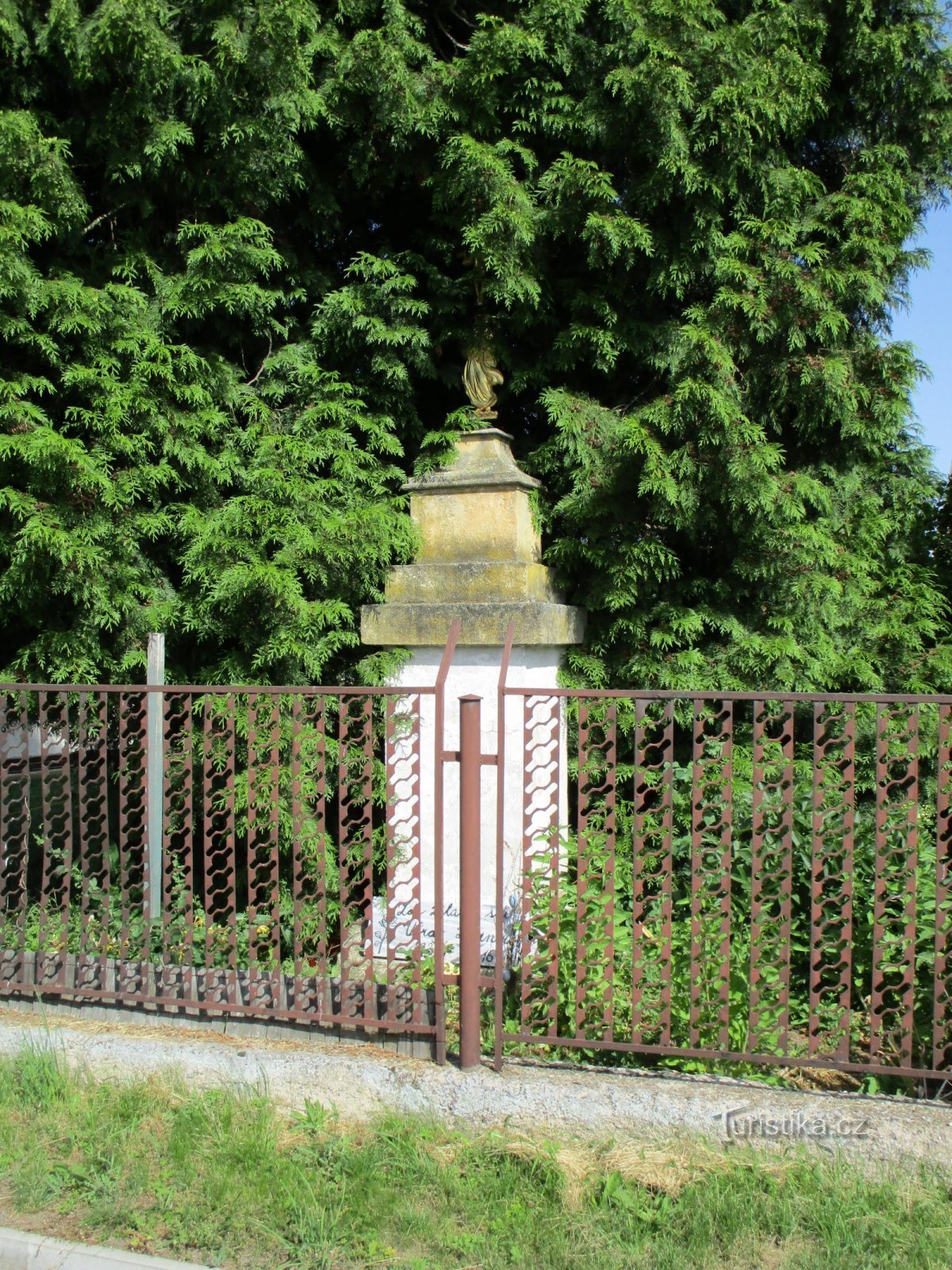 Cross (Michnovka)