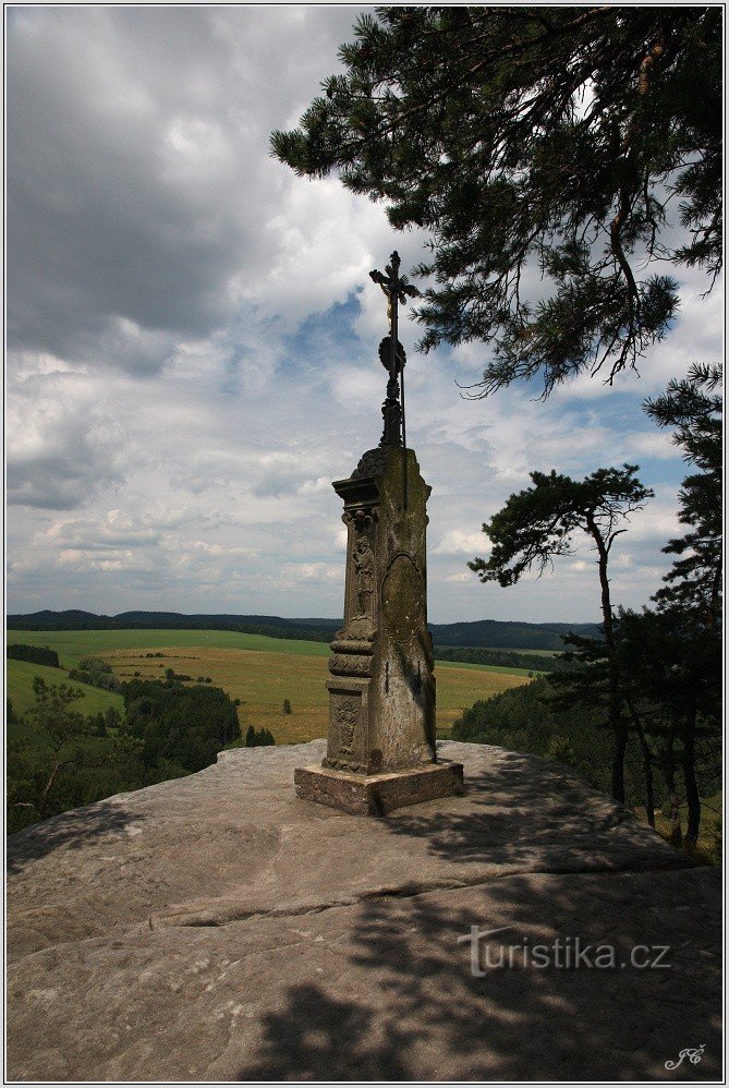 Krzyż na górze