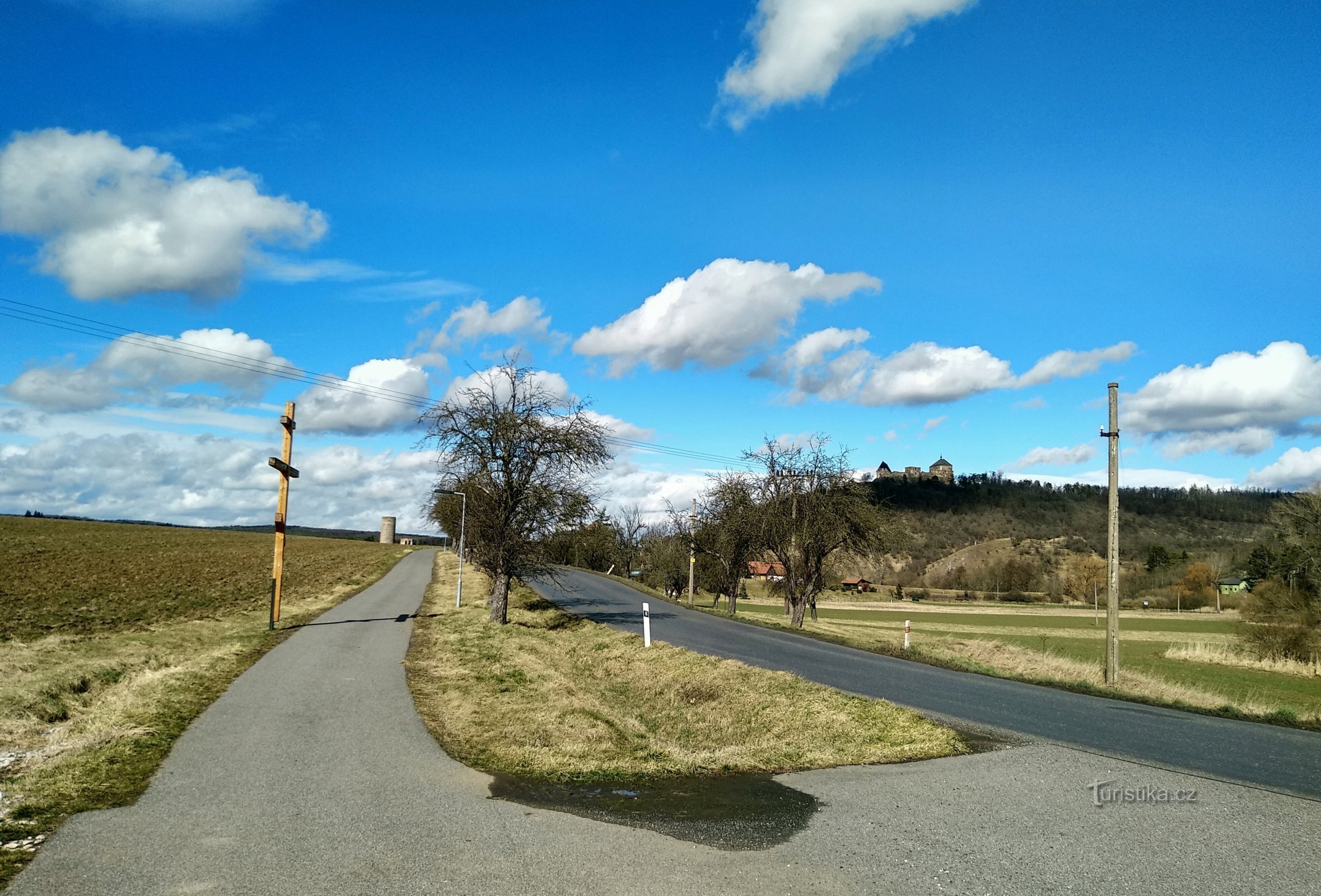 croce di s. Beatitudine sulla pista ciclabile