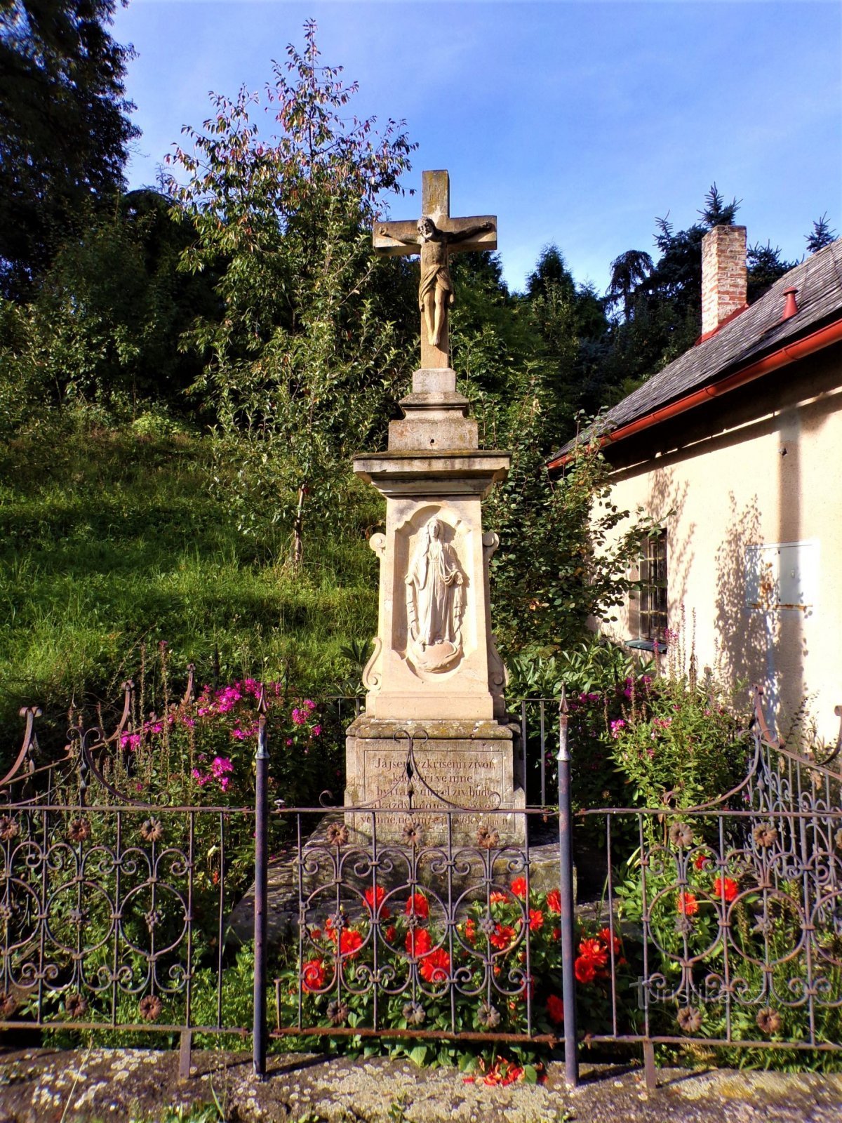 十字架（Třtice，1.9.2021 年 XNUMX 月 XNUMX 日）