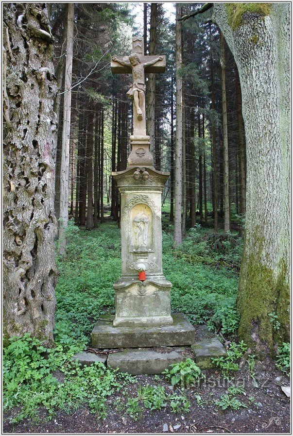 The cross at the Ozon cottage