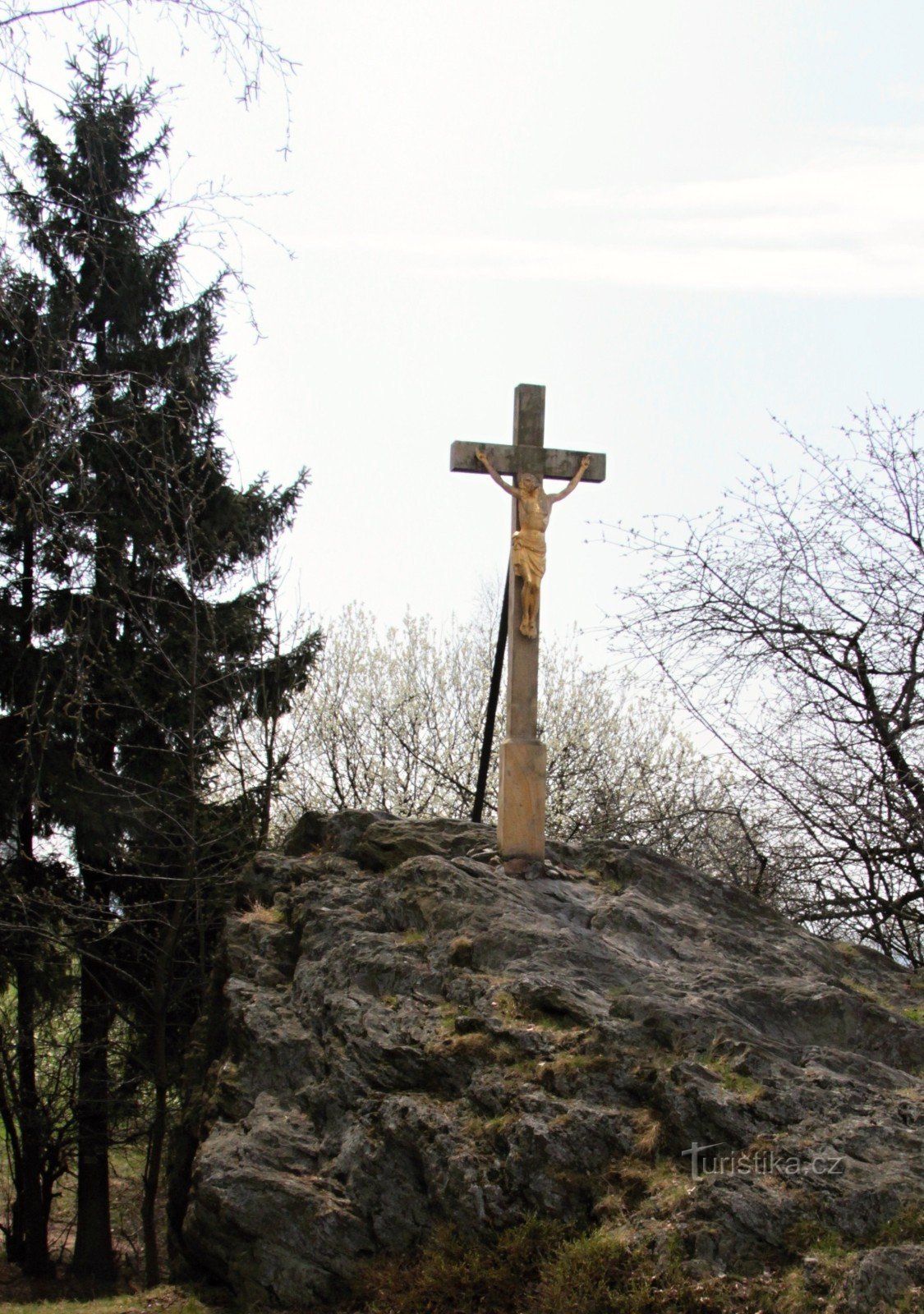 Cross at Jirásk's cottage in Dobrošov