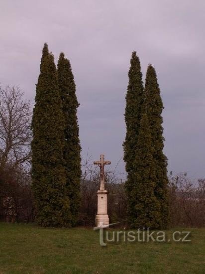 Kreuz an der Kapelle