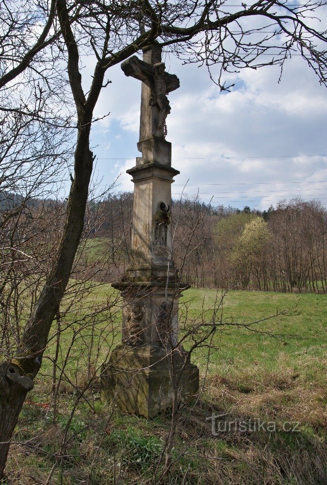 cross by the road to Ruda na Mor.