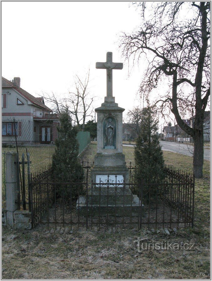 十字架在 Puchlovice