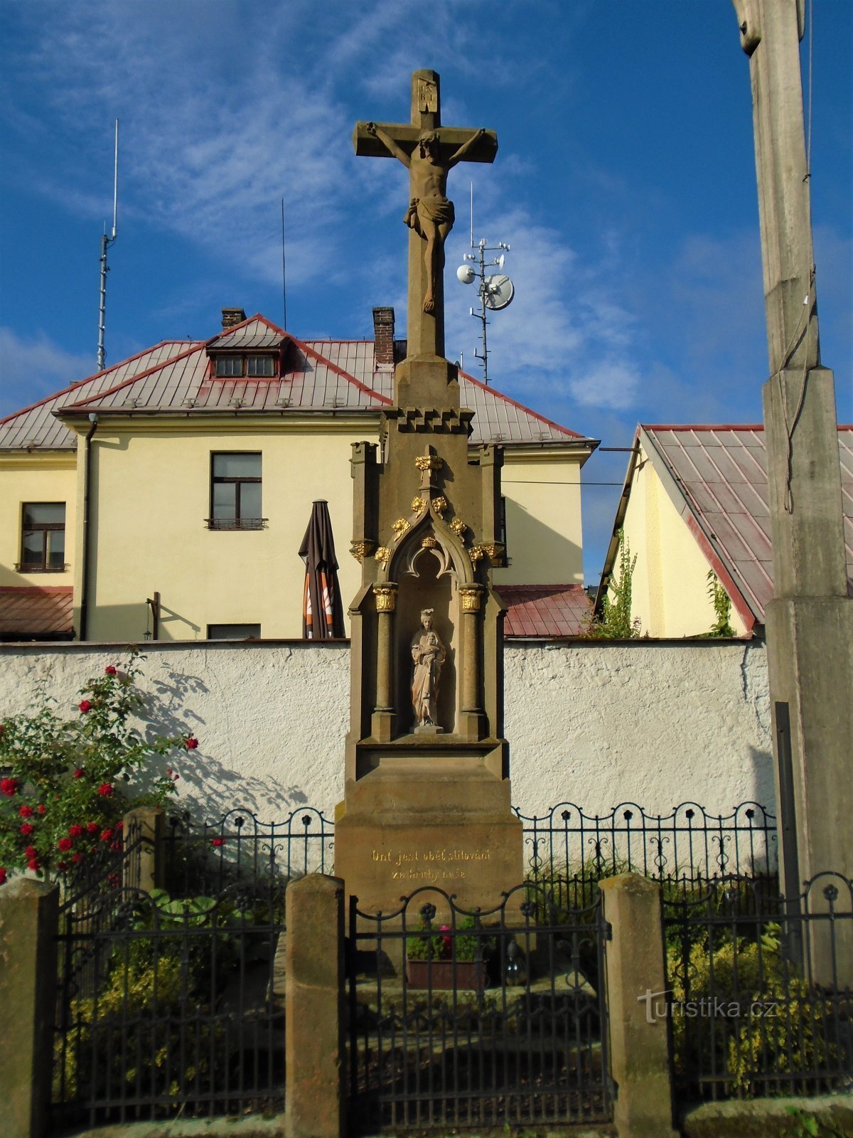 Svinary 中的十字架（Hradec Králové，2.9.2020 年 XNUMX 月 XNUMX 日）