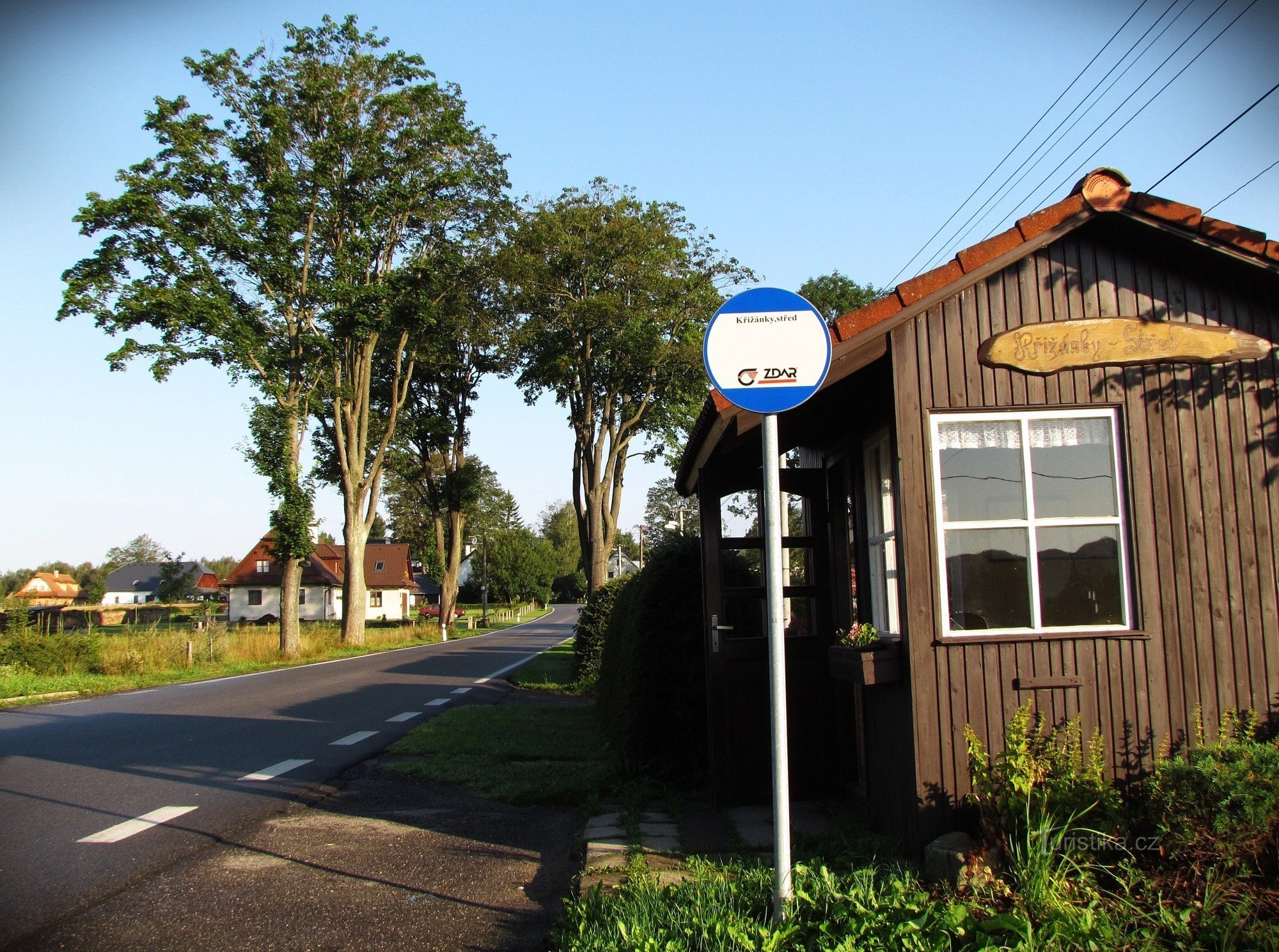 Crossroads and surroundings