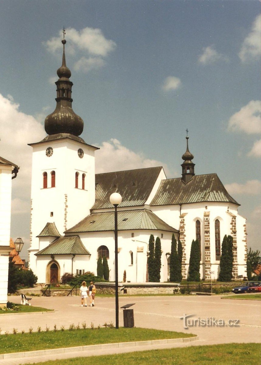 Křižanov - nhà thờ St. Wenceslas 1998