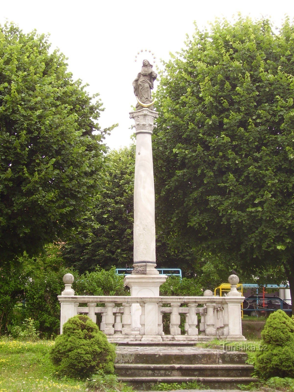 Křižanov - Mariensäule