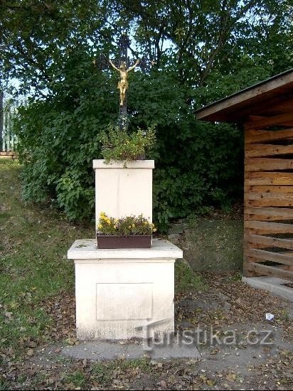 Křížek: krzyż we wsi Lewy Hradec