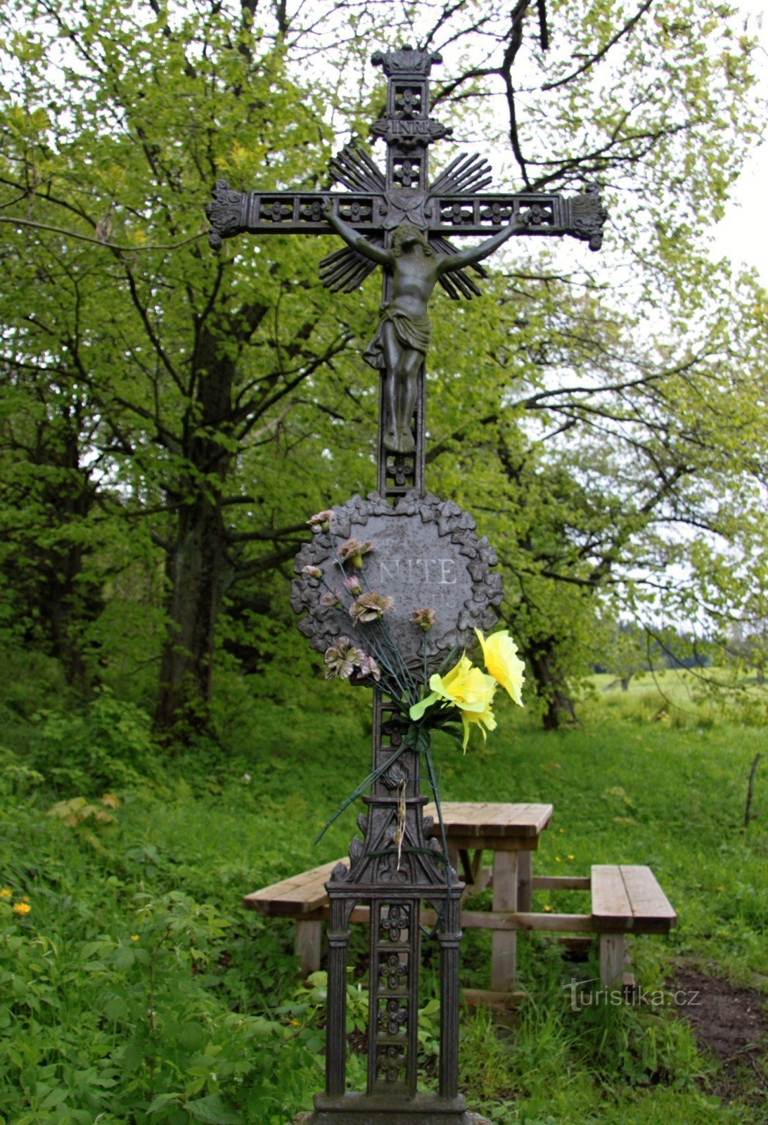 Croix sur Flusárná