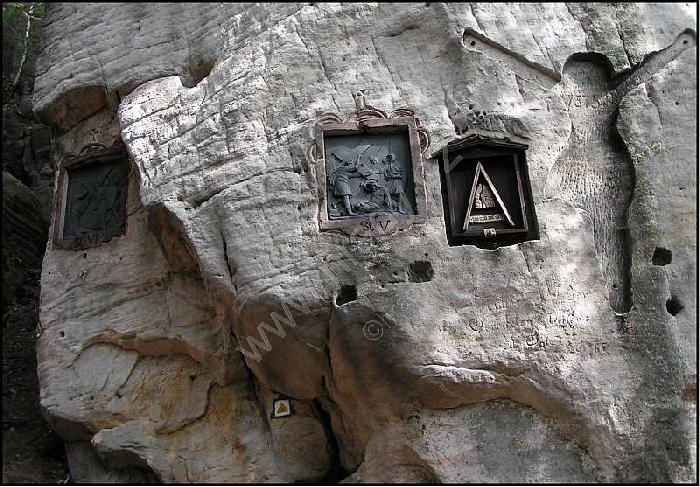 křížová cesta na Křížovém vrchu