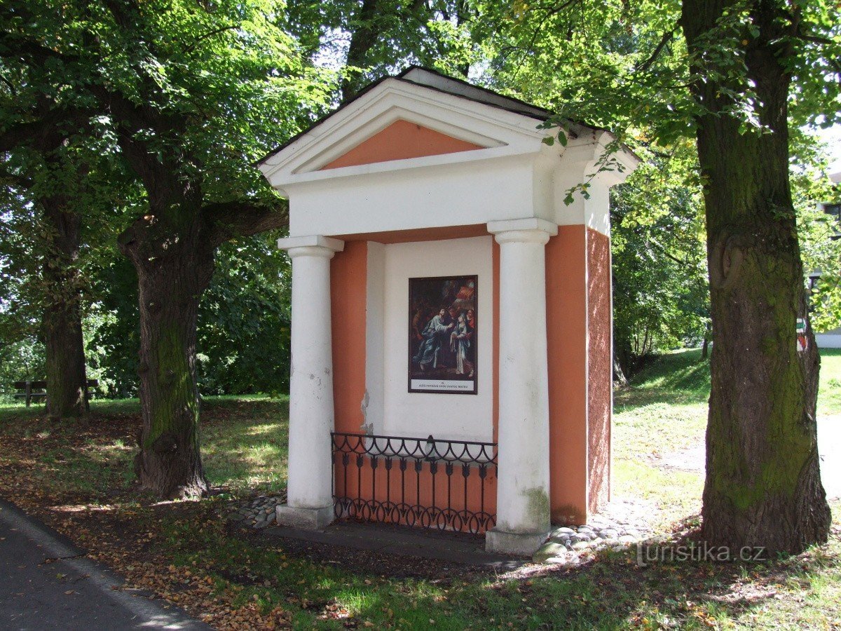 Kreuzweg in der Kirche Unserer Lieben Frau der Schmerzen