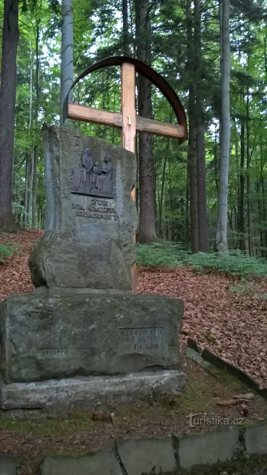 Křížová cesta v Horní Lomné