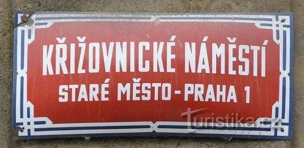 Křižovnické náměstí - dấu hiệu