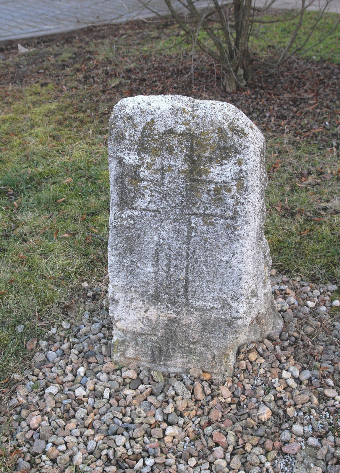 Cruz de piedra en Dolní Heršpice