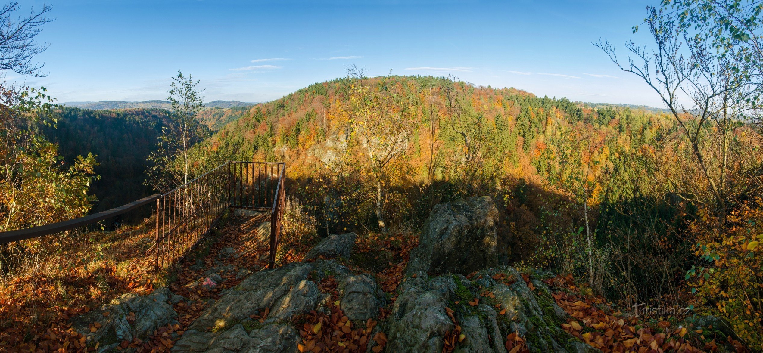 Krkavčí skála - kilátás a Jizera-völgyre