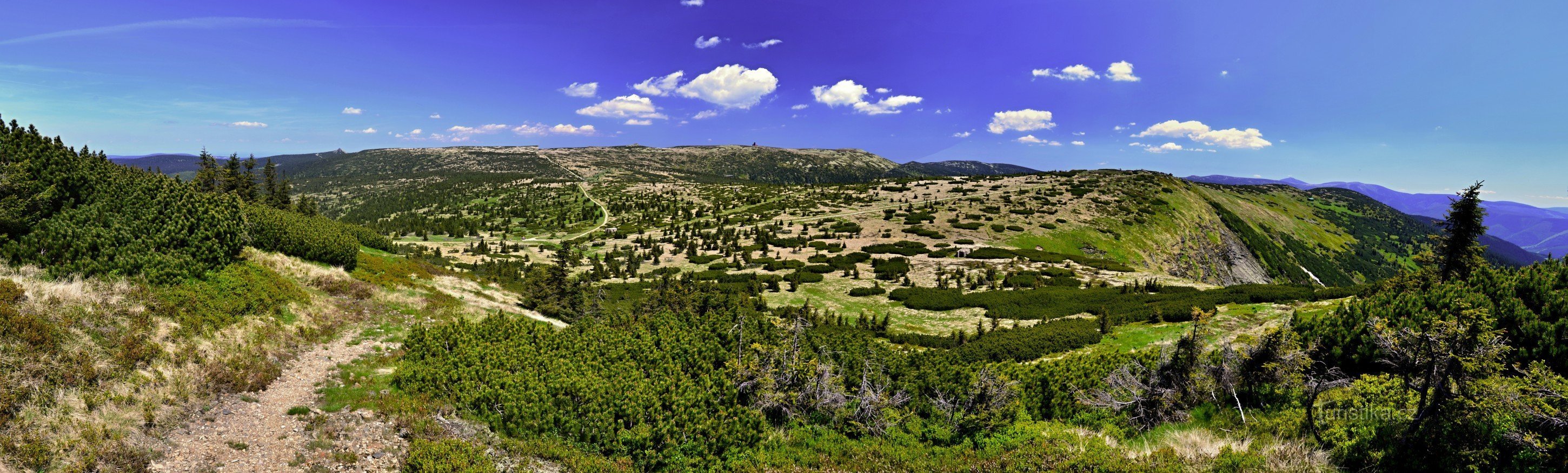 Krkonoše: panorama över Krkonoše från Kotle