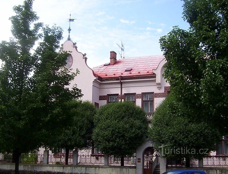 Krnov-Paroisse catholique romaine-Photo: Ulrych Mir.