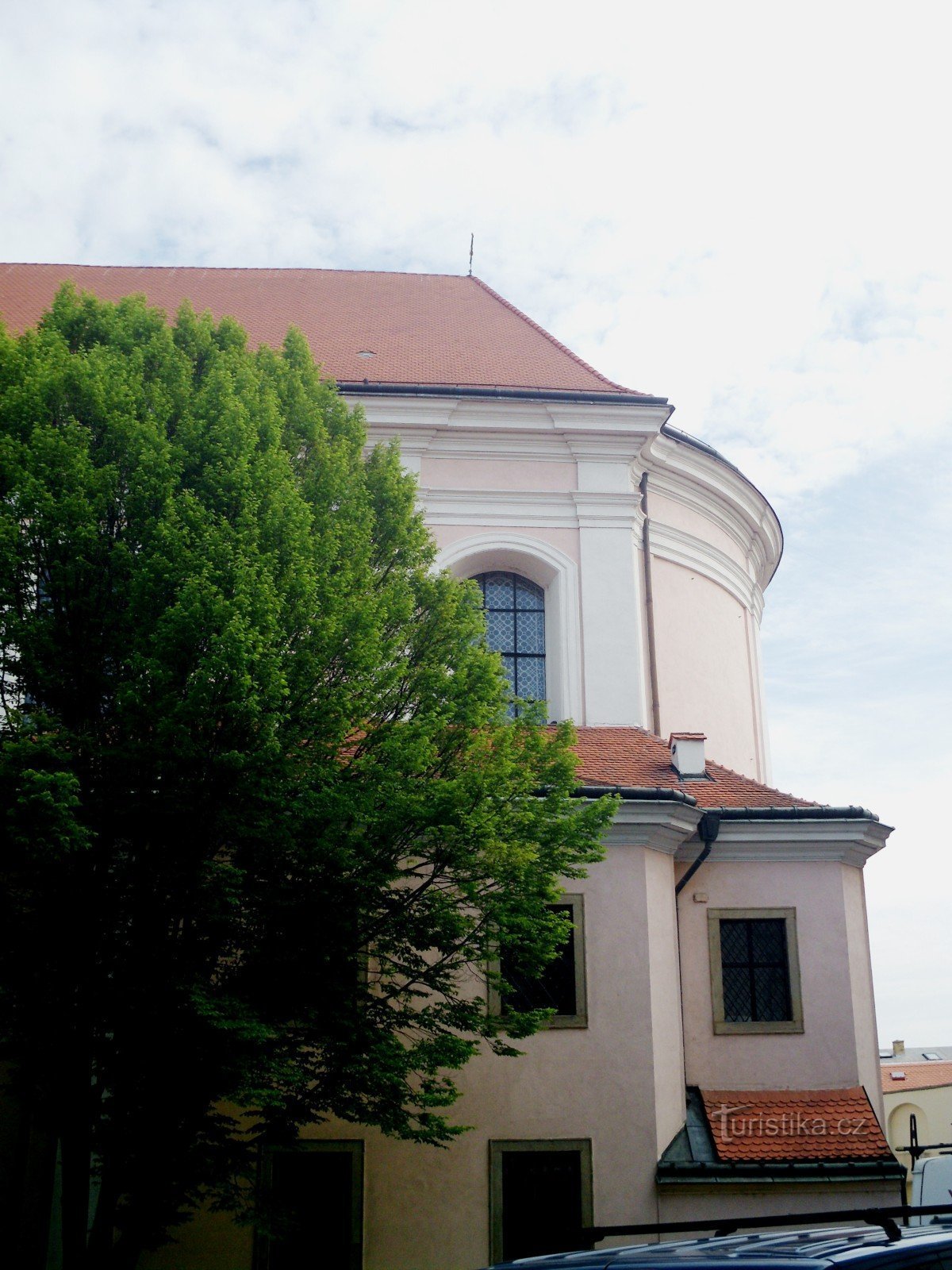 Kroměříž - Neitsyt Marian taivaaseenastumisen kirkko