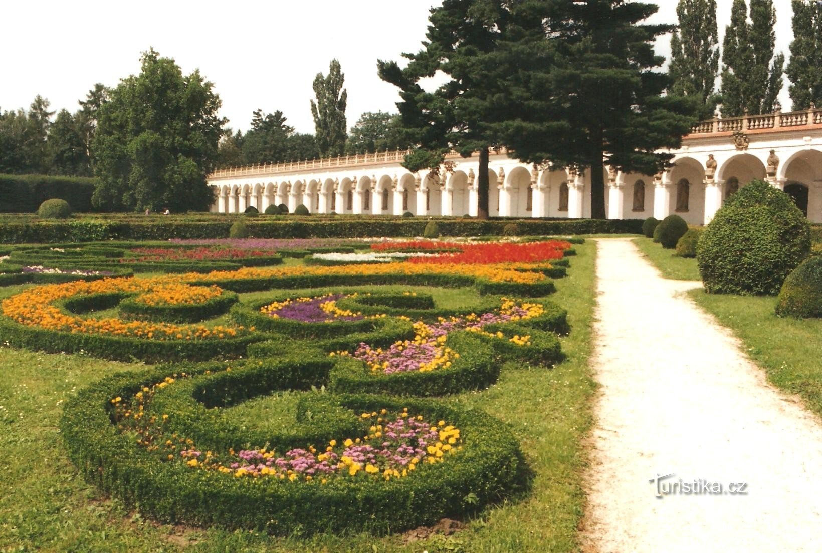 Kromieryż - Ogród kwiatowy