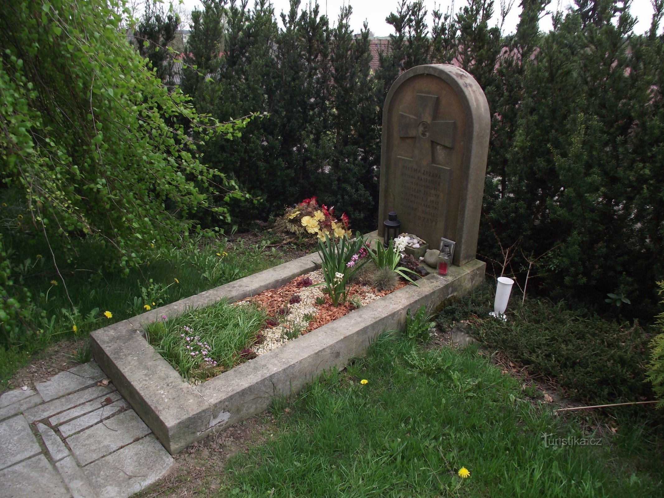 Krucemburk – het graf van de schilder Jan Zrzavý