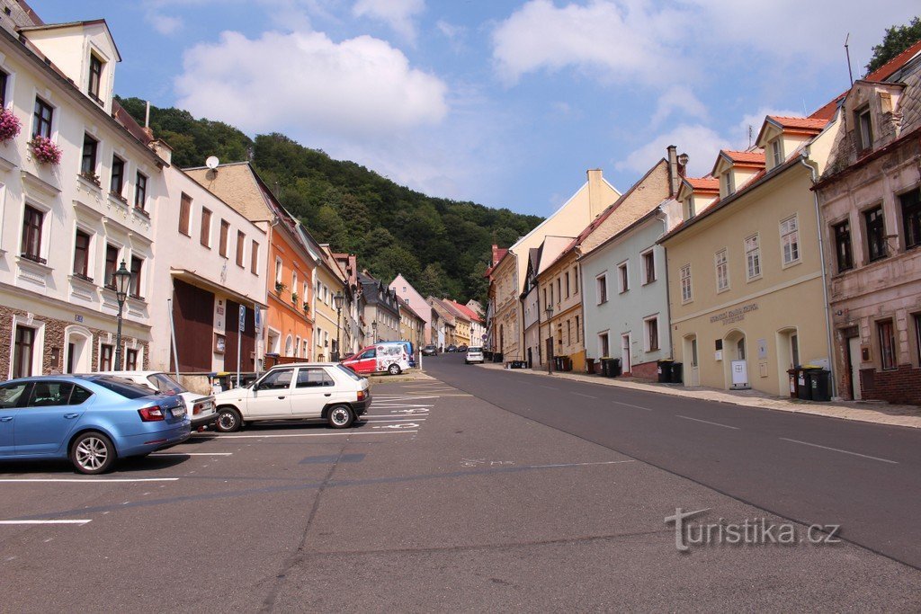 Krupka, négyzet