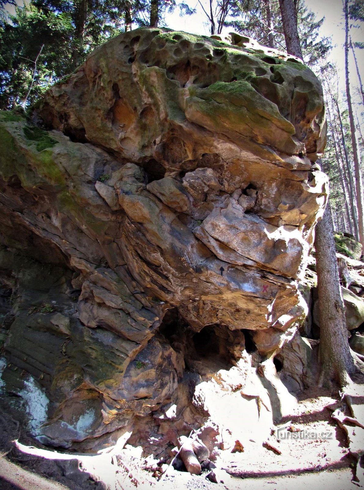 How did the Mlčačky rocks get their name