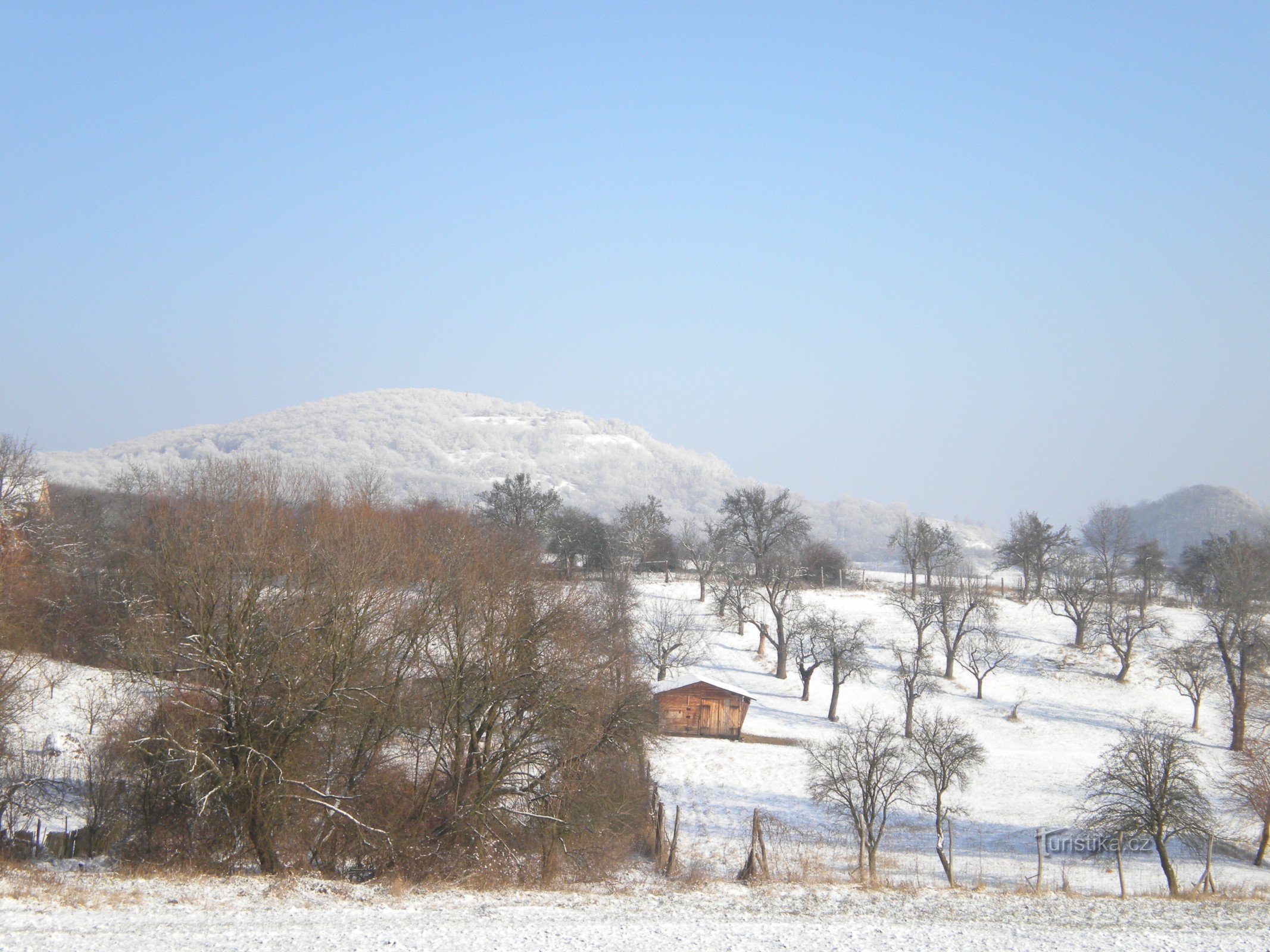 Kubačka von der Straße von Hrušovka nach Chotimeř.