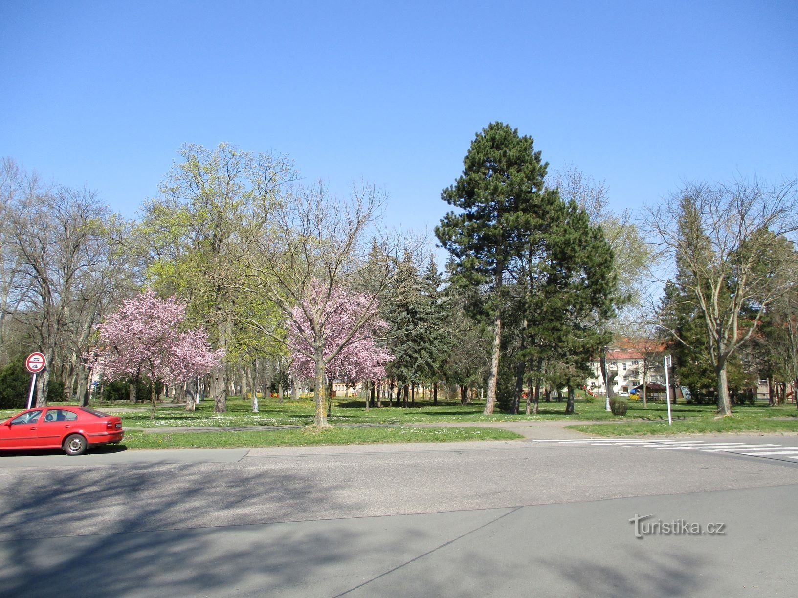 Kubištovy sady (Hradec Králové, 9.4.2020 april XNUMX)