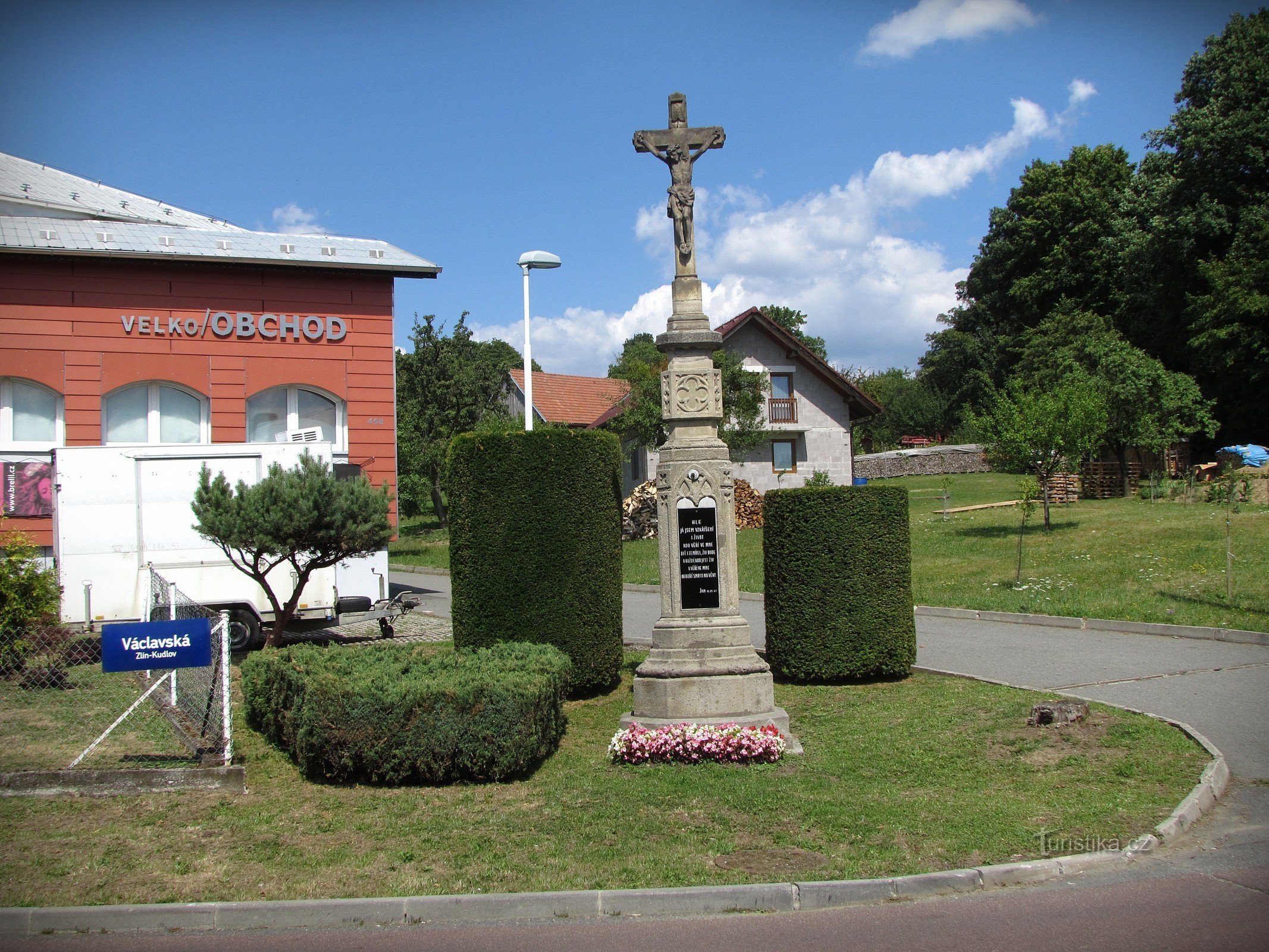 Kudlovsk monument