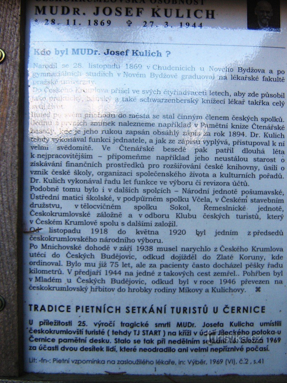 Crucea lui Kulich lângă Černice